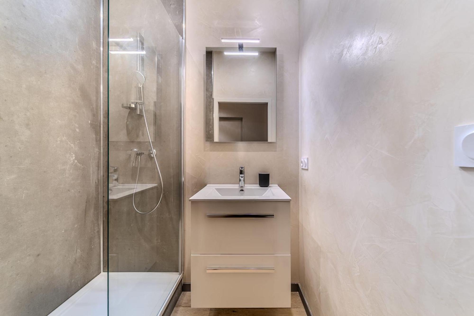 Charming 1-Bedroom Apartment Across From Halles Paul Bocuse & Part-Dieu 里昂 外观 照片