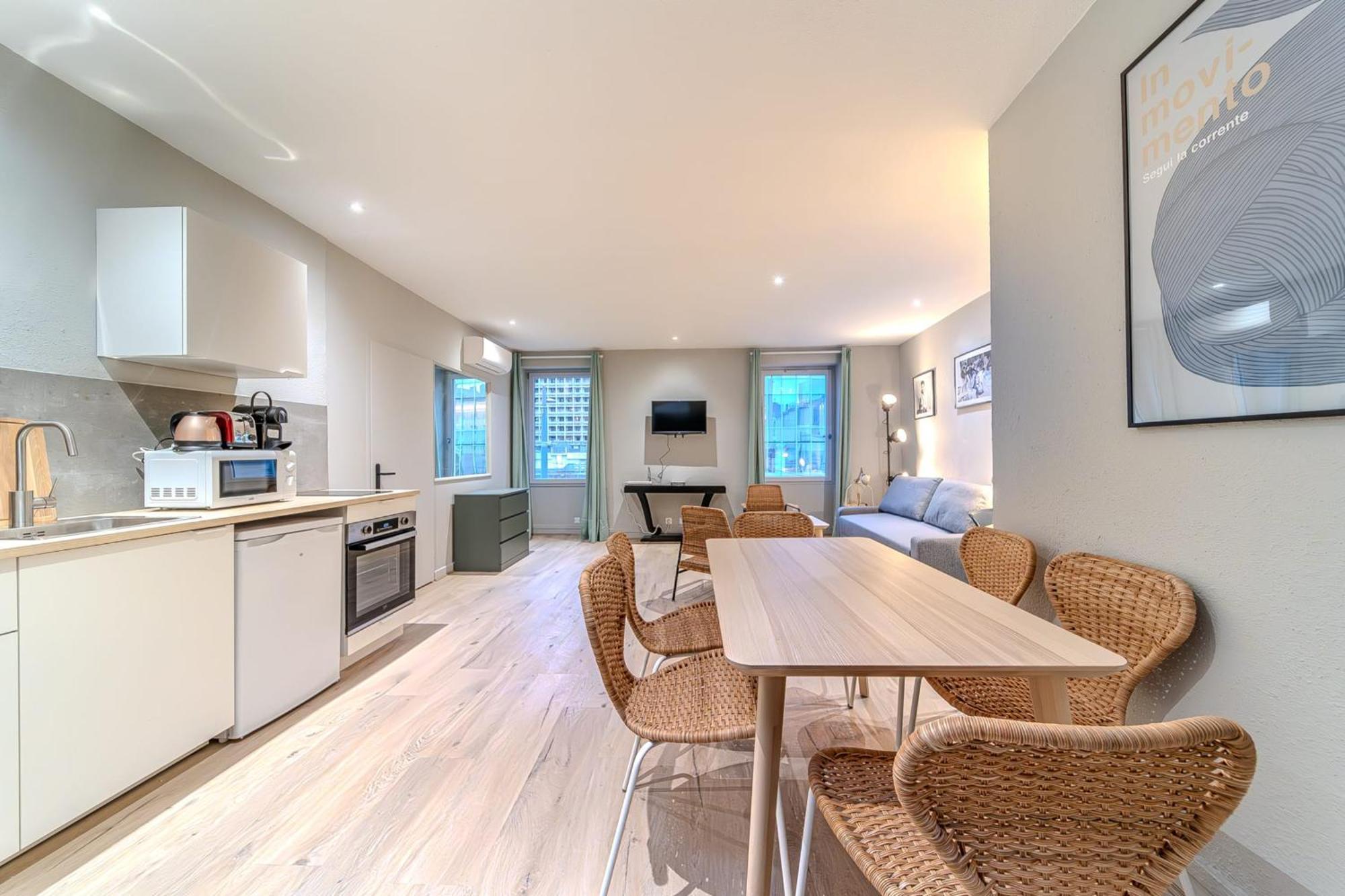 Charming 1-Bedroom Apartment Across From Halles Paul Bocuse & Part-Dieu 里昂 外观 照片